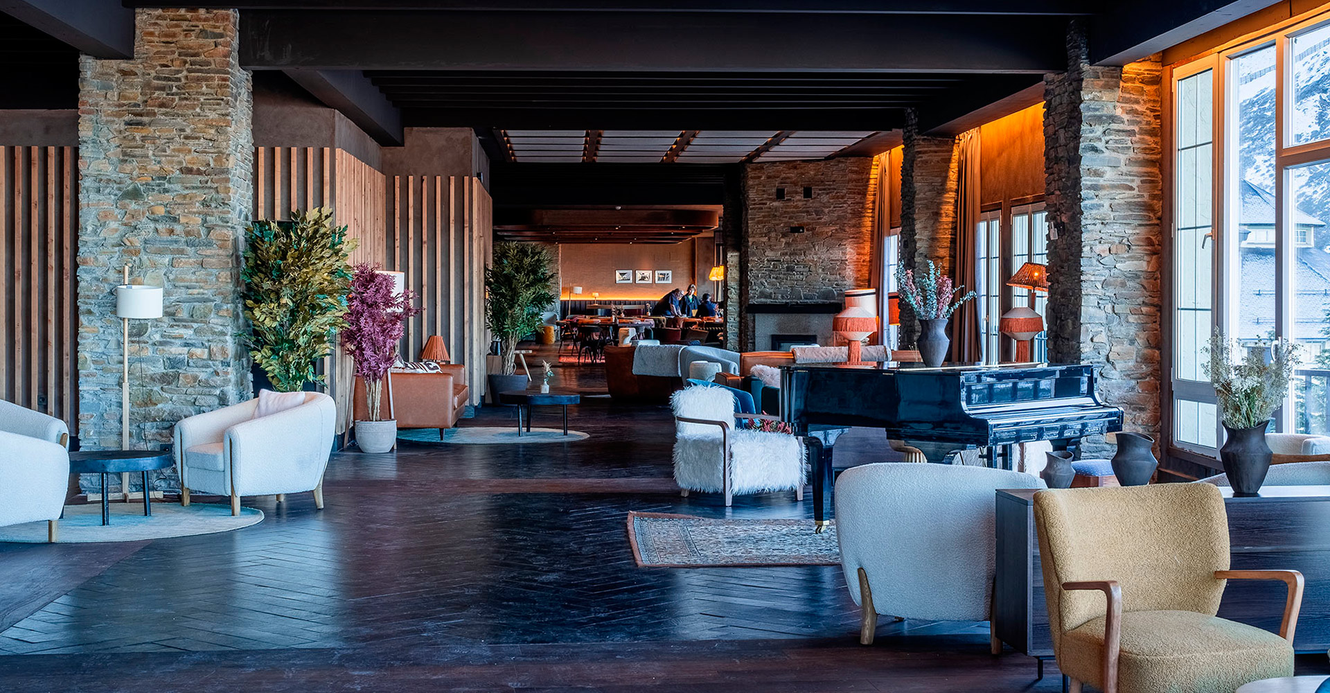 The Mountains Hotel ****
